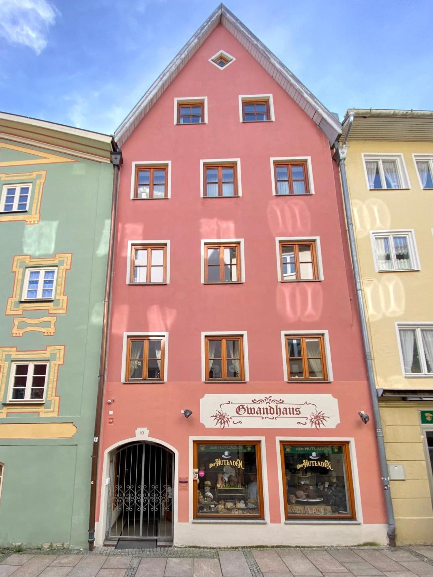 Apartment Old Town Schlossblick I Kueche I Fussen